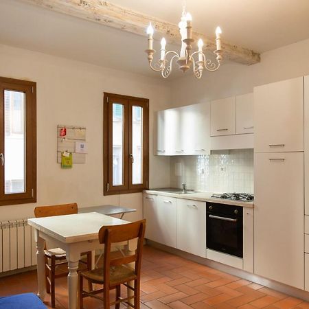 Graceful Apartment In The Heart Of 佛罗伦萨 外观 照片